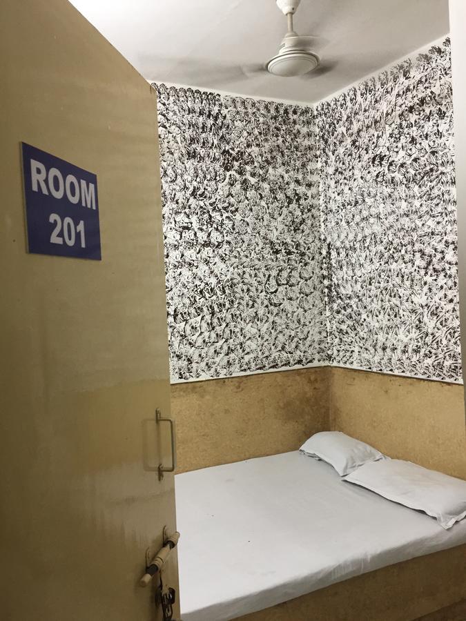 ניו דלהי Karam Durga Guest House מראה חיצוני תמונה